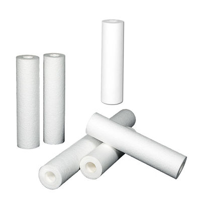 Zylinderfilter Typ 10 20 30 40 Zoll Schmelzgeblasener Wasserfilter zum Ersetzen von Brunnenwasser