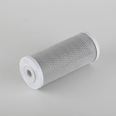 10 Zoll 20 Zoll Hauswirtschaftliche Vorfiltration Kokosnusskohle mit starker Adsorptionskraft